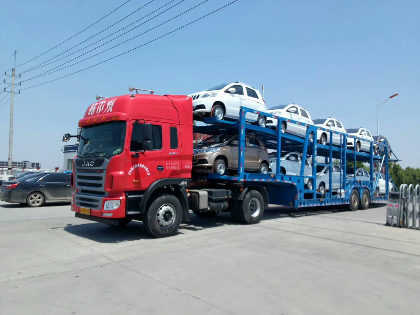 國家新型轎運(yùn)車.jpg